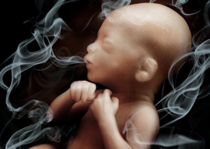 سیگار و سقط جنین